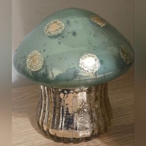 Elegant Green and Gold Mushroom Candle Glass Sculpture